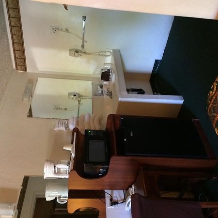 Townhouse Motel Sanger Екстериор снимка