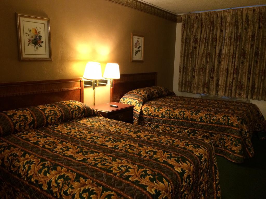 Townhouse Motel Sanger Стая снимка