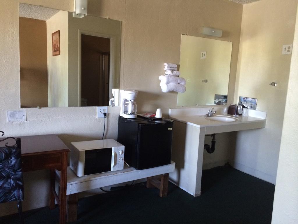 Townhouse Motel Sanger Стая снимка